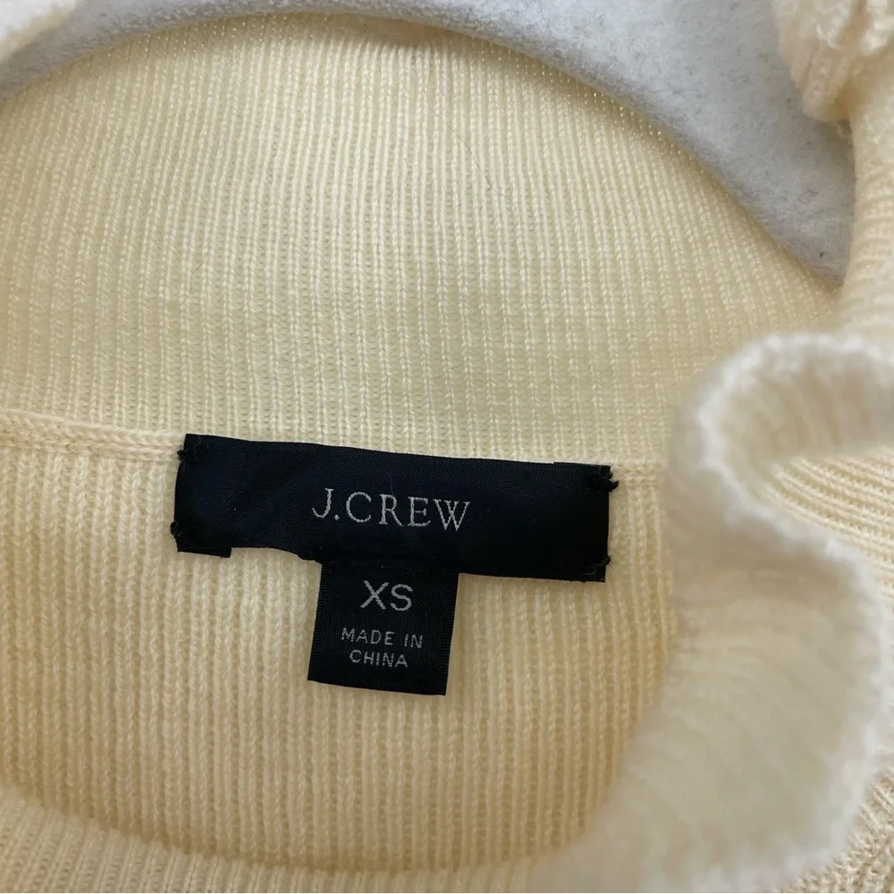 J. Crew Ruffleneck merino wool blend‎ sweater Sz XS ivory cream
